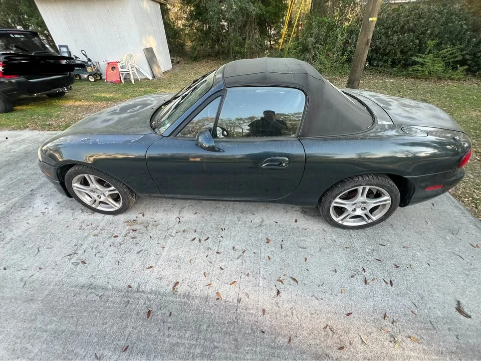 2005 Mazda NB MX-5 Miata - Image 2 of 8