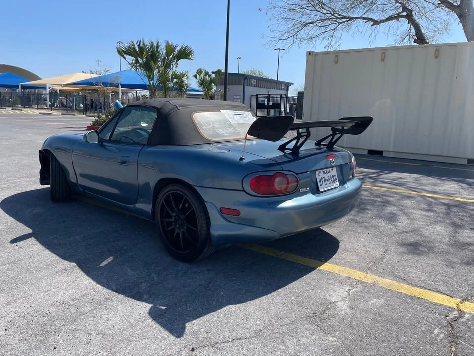 2005 Mazda NB MX-5 Miata - Image 6 of 8