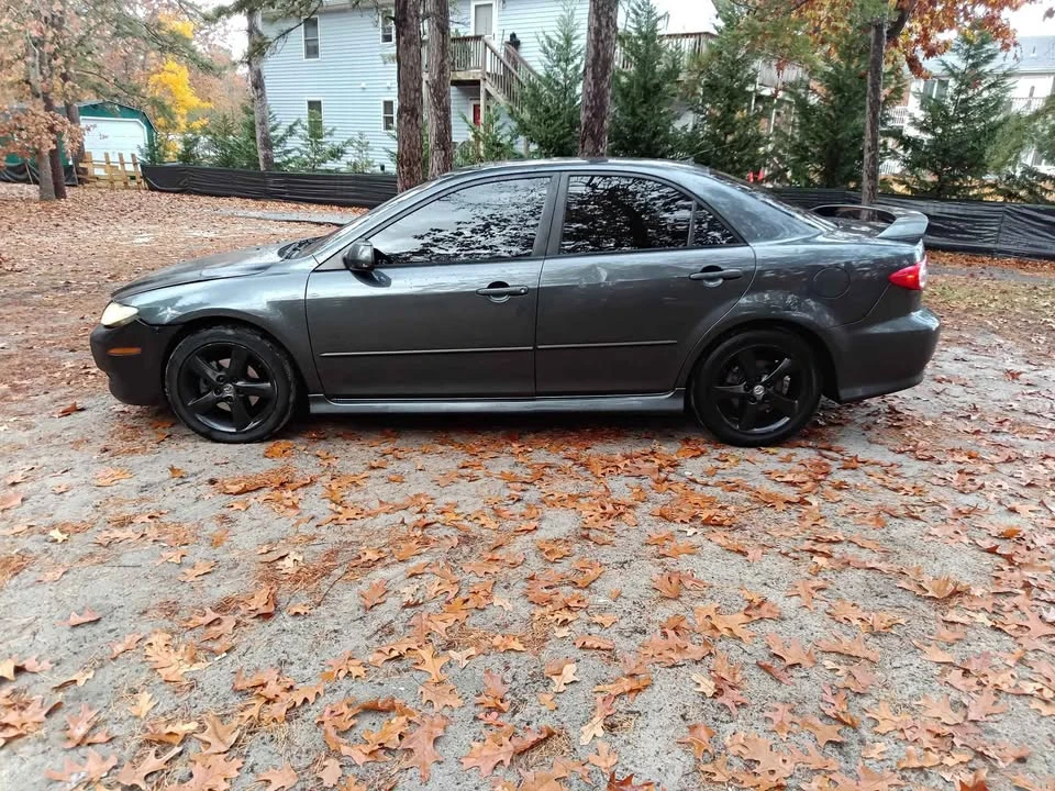 2005 Mazda MX-6 - Image 2 of 4