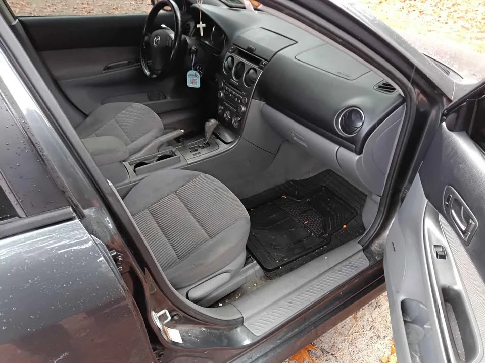 2005 Mazda MX-6 - Image 3 of 4