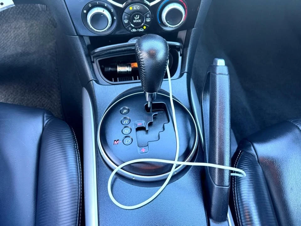 2005 Mazda RX-8 1st Gen - Image 16 of 19