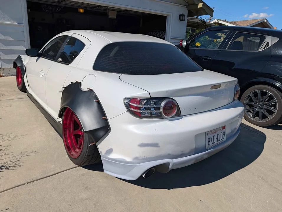 2005 Mazda RX-8 1st Gen - Image 2 of 5