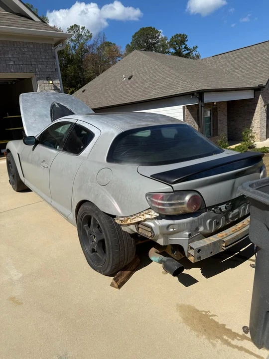 2005 Mazda RX-8 1st Gen - Image 2 of 5
