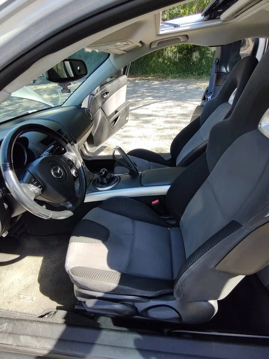 2005 Mazda RX-8 1st Gen - Image 17 of 20