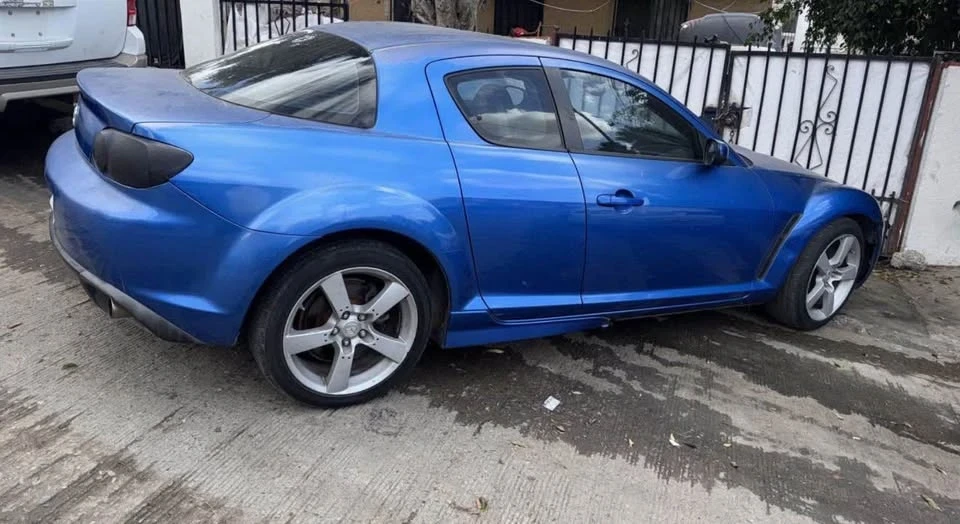 2005 Mazda RX-8 1st Gen - Image 3 of 5