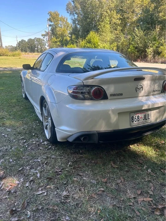 2005 Mazda RX-8 1st Gen - Image 2 of 3