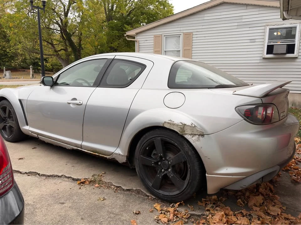 2005 Mazda RX-8 1st Gen - Image 2 of 5