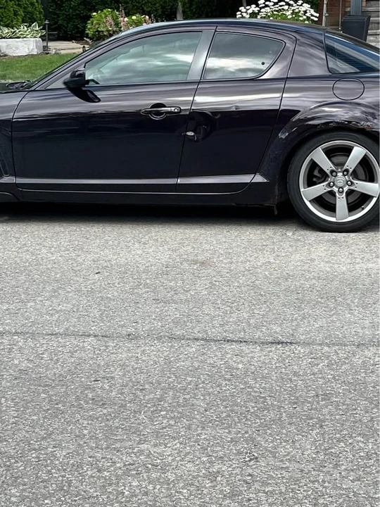 2005 Mazda RX-8 1st Gen - Image 2 of 3