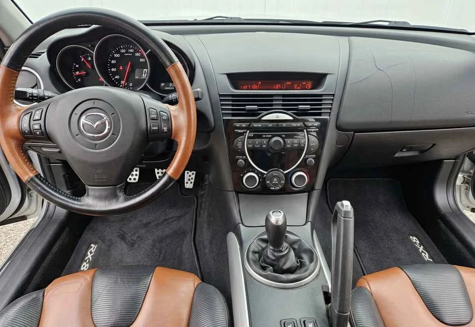 2005 Mazda RX-8 1st Gen - Image 9 of 10