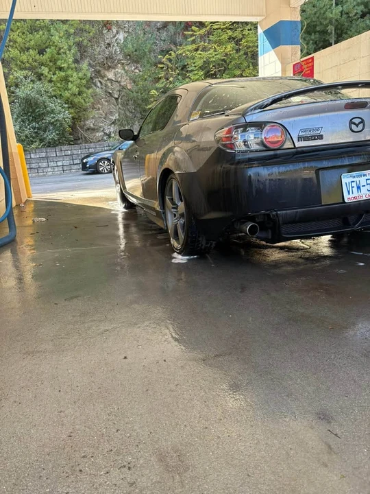 2005 Mazda RX-8 1st Gen - Image 2 of 5