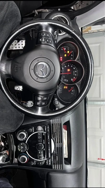 2005 Mazda RX-8 1st Gen - Image 2 of 6