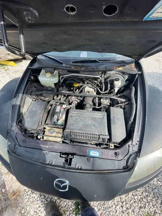 2005 Mazda RX-8 1st Gen - Image 2 of 4
