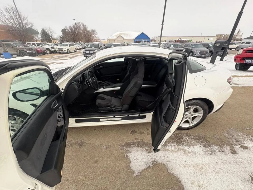 2005 Mazda RX-8 1st Gen - Image 11 of 16