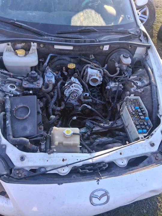 2005 Mazda RX-8 1st Gen - Image 3 of 4