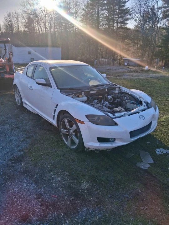 2005 Mazda RX-8 1st Gen - Image 2 of 4
