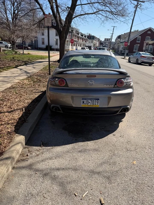 2005 Mazda RX-8 1st Gen - Image 2 of 4