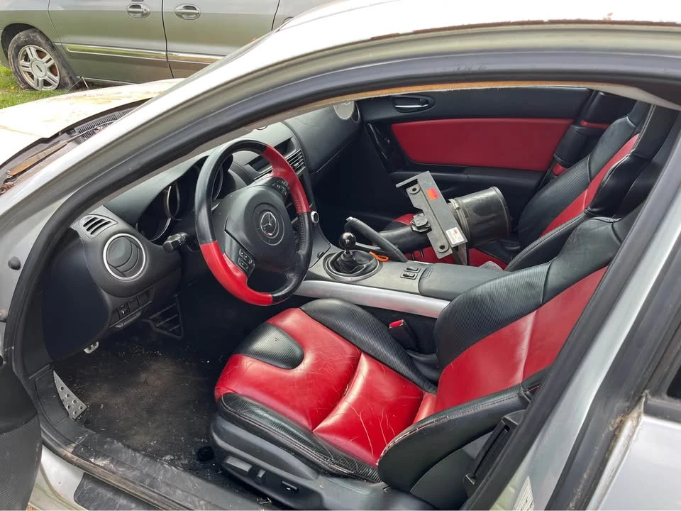 2005 Mazda RX-8 1st Gen - Image 2 of 2