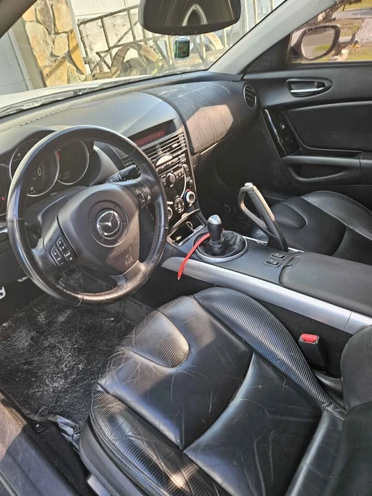 2005 Mazda RX-8 1st Gen - Image 11 of 13