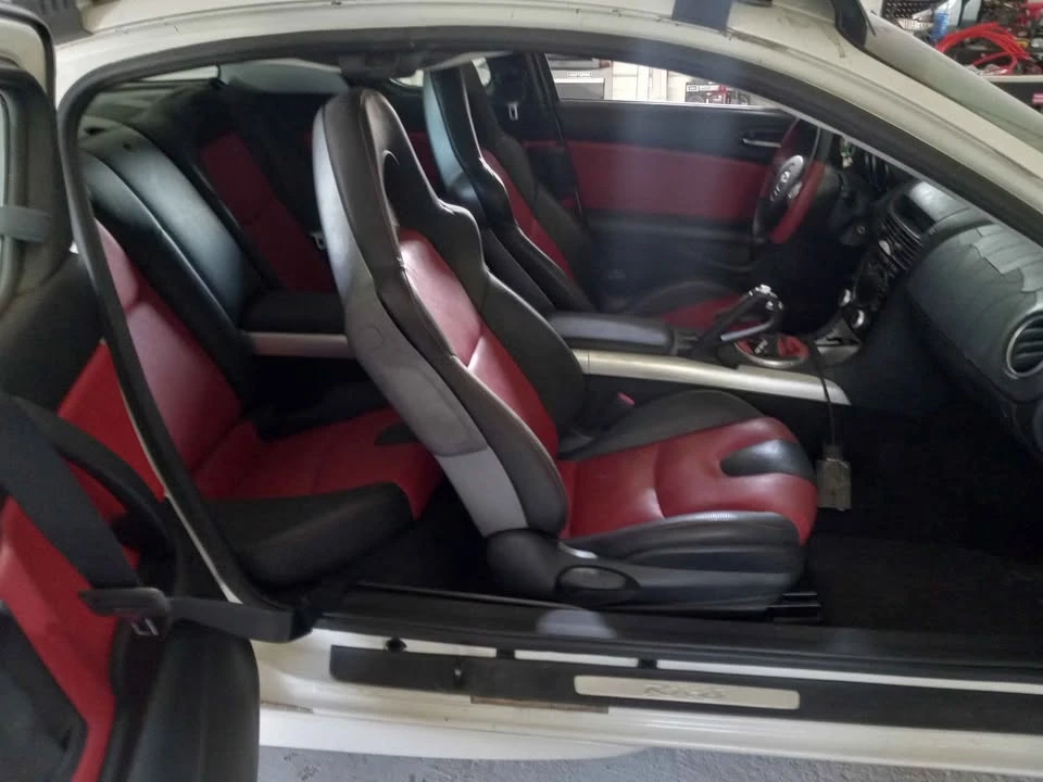 2005 Mazda RX-8 1st Gen - Image 10 of 11