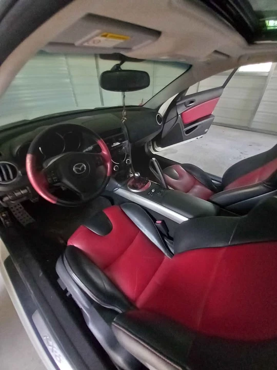 2005 Mazda RX-8 1st Gen - Image 11 of 11