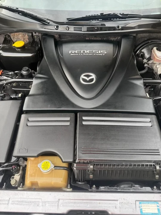 2005 Mazda RX-8 1st Gen - Image 9 of 15