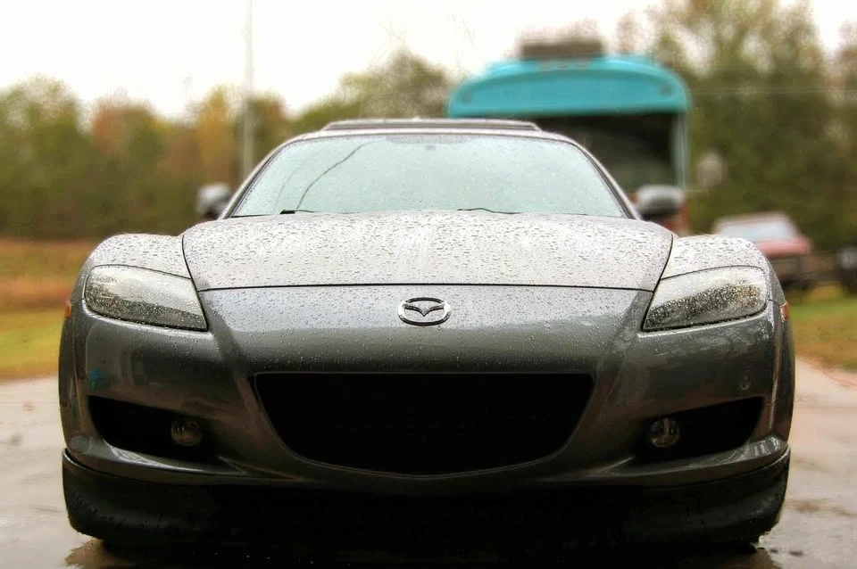 2005 Mazda RX-8 1st Gen - Image 2 of 4