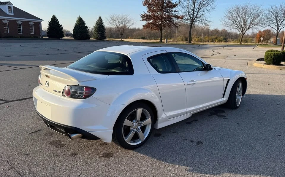 2005 Mazda RX-8 1st Gen - Image 11 of 11