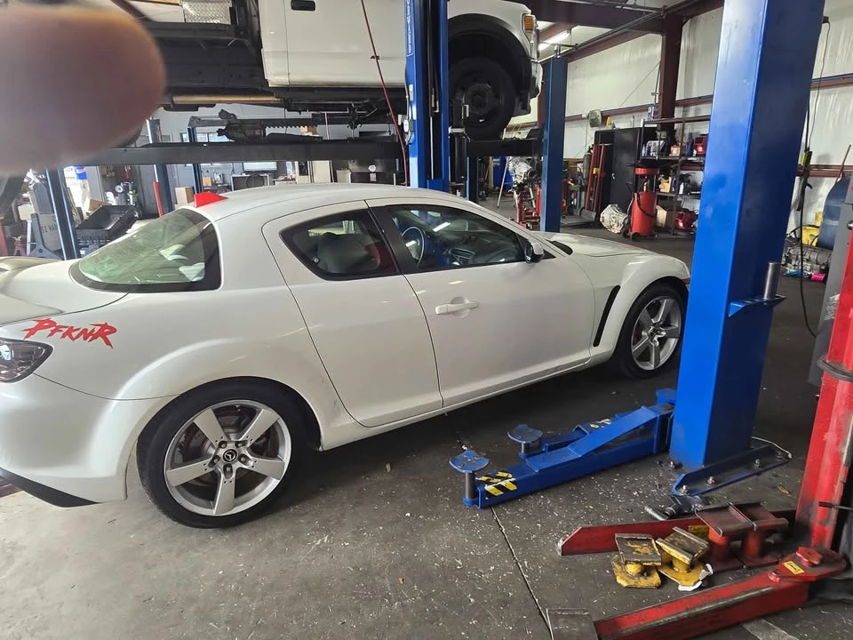 2005 Mazda RX-8 1st Gen - Image 5 of 11