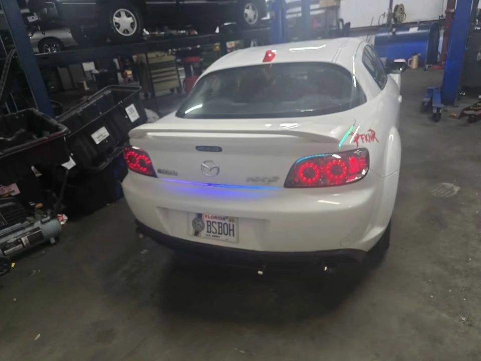 2005 Mazda RX-8 1st Gen - Image 7 of 11