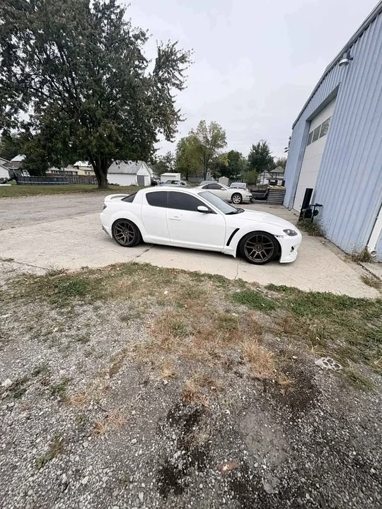 2005 Mazda RX-8 1st Gen - Image 4 of 4