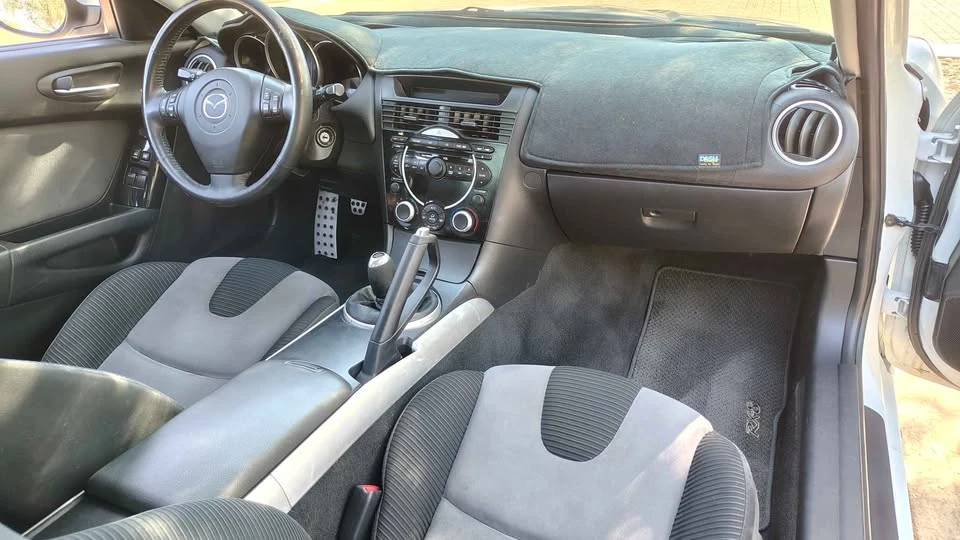 2005 Mazda RX-8 1st Gen - Image 14 of 16