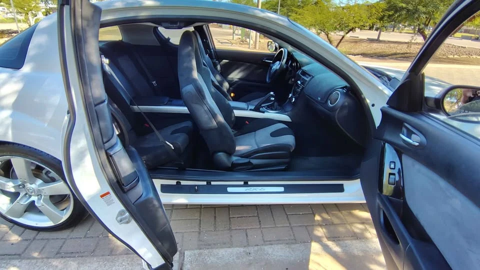 2005 Mazda RX-8 1st Gen - Image 13 of 16