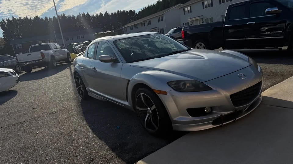 2005 Mazda RX-8 1st Gen - Image 2 of 3