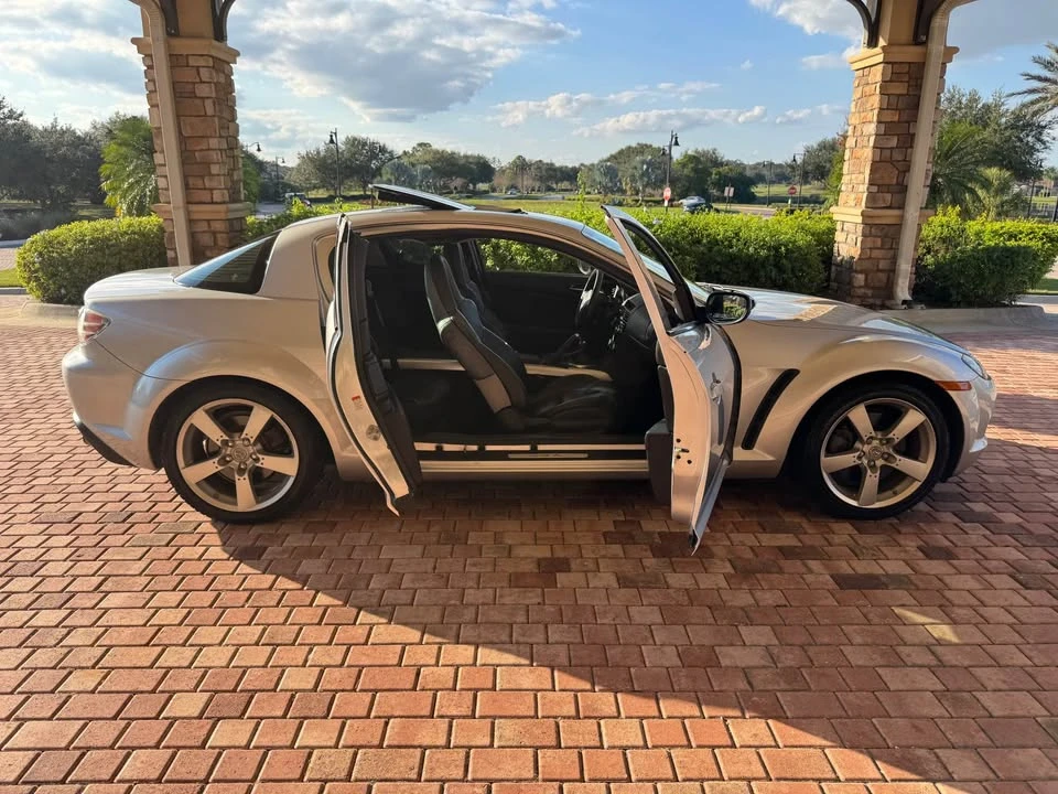 2005 Mazda RX-8 1st Gen - Image 19 of 20