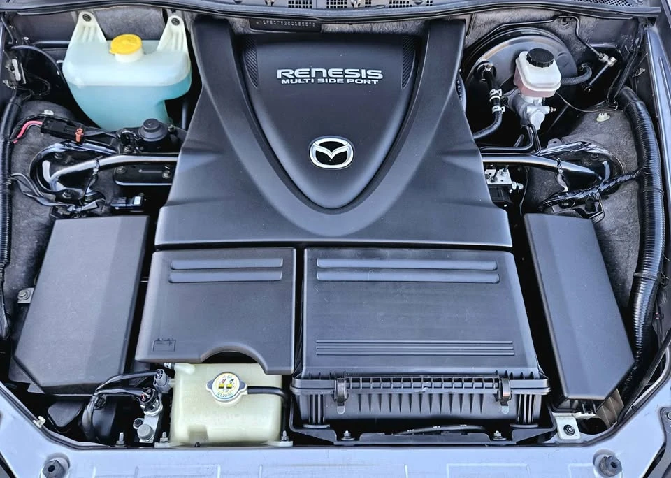 2005 Mazda RX-8 1st Gen - Image 18 of 19