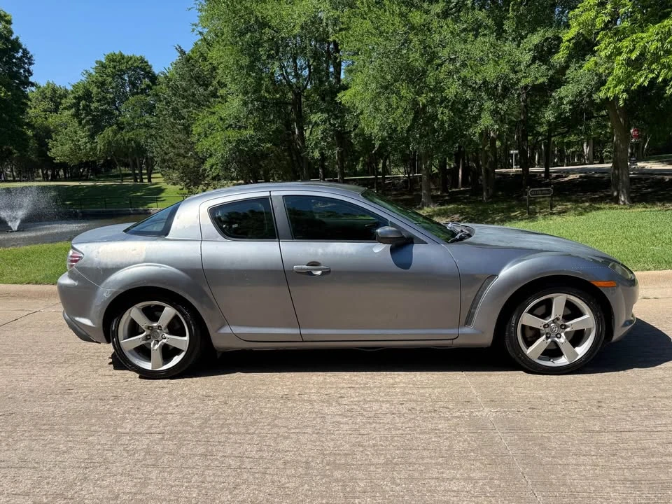 2005 Mazda RX-8 1st Gen - Image 2 of 8