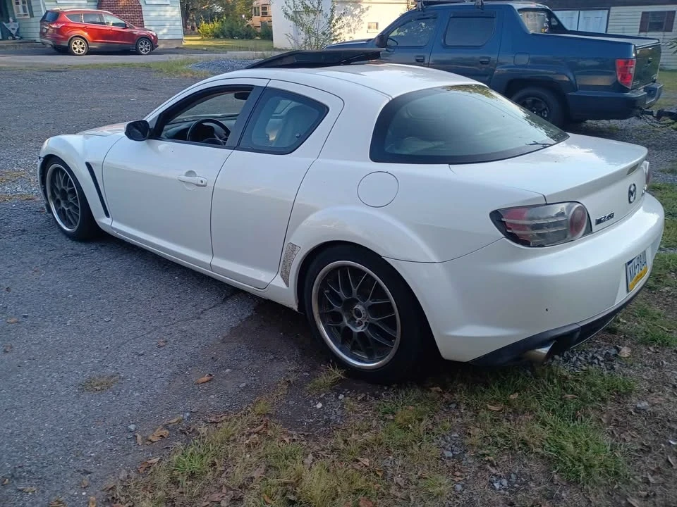 2005 Mazda RX-8 1st Gen - Image 2 of 5
