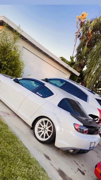 2005 Mazda RX-8 1st Gen - Image 2 of 6