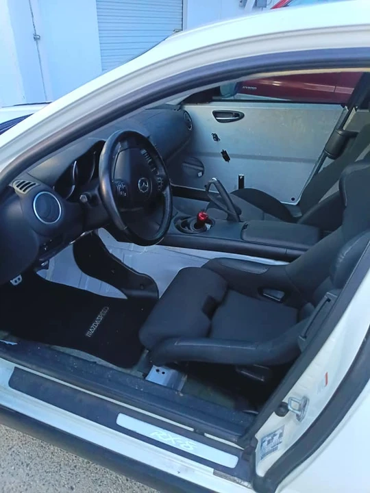 2005 Mazda RX-8 1st Gen - Image 3 of 5