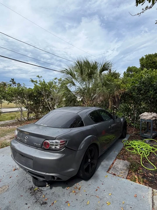 2005 Mazda RX-8 1st Gen - Image 10 of 11