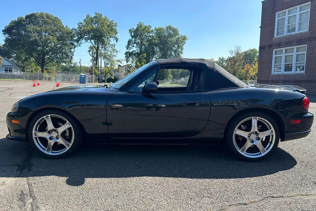 2005 Mazda NB Mazdaspeed MX-5 Miata - Image 15 of 31