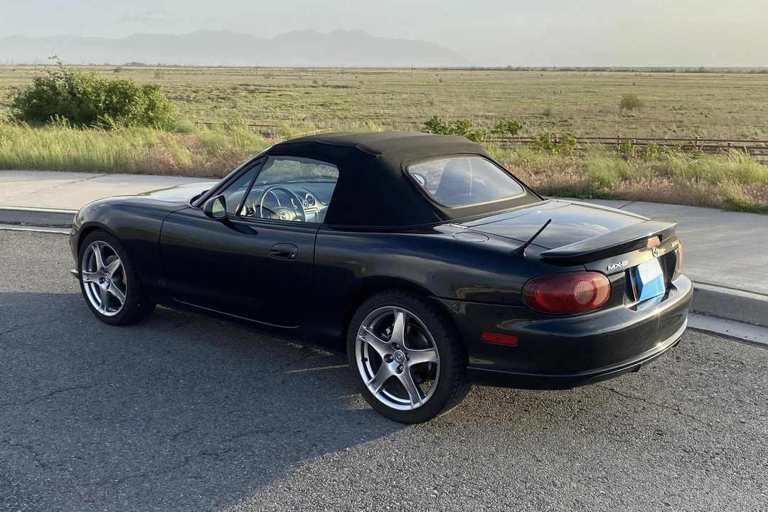 2005 Mazda NB Mazdaspeed MX-5 Miata - Image 4 of 21