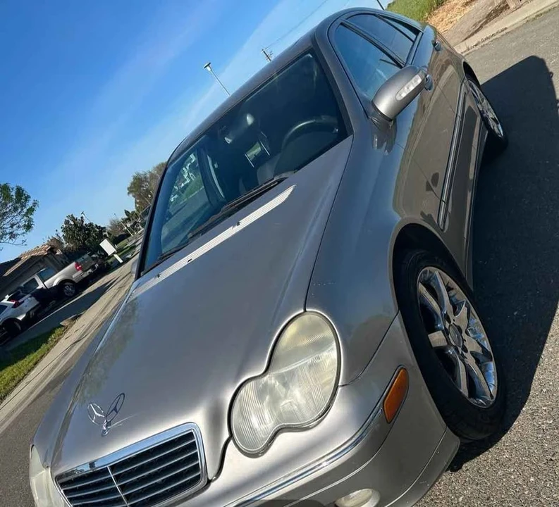 2005 Mercedes-Benz W211 E-Class - Image 4 of 4