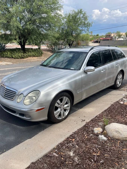 2005 Mercedes-Benz W211 E-Class - Image 2 of 9