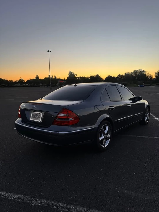 2005 Mercedes-Benz W211 E-Class - Image 5 of 12
