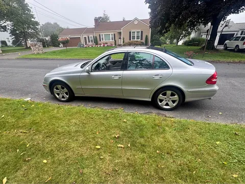 2005 Mercedes-Benz 500 E Sedan 4D