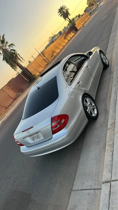 2005 Mercedes-Benz W211 E-Class - Image 3 of 8