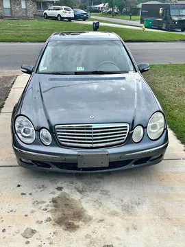 2005 Mercedes-Benz E500 Sedan 4D