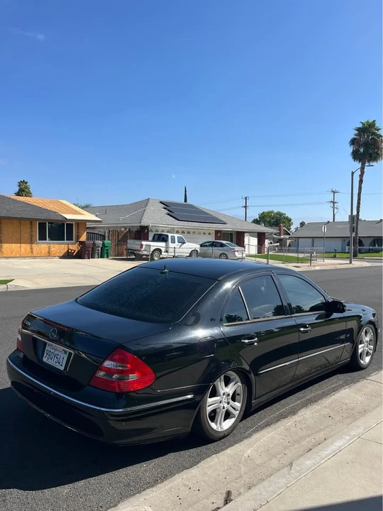 2005 Mercedes-Benz W211 E-Class - Image 2 of 9