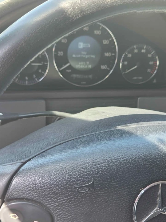 2005 Mercedes-Benz W220 S-Class - Image 3 of 3